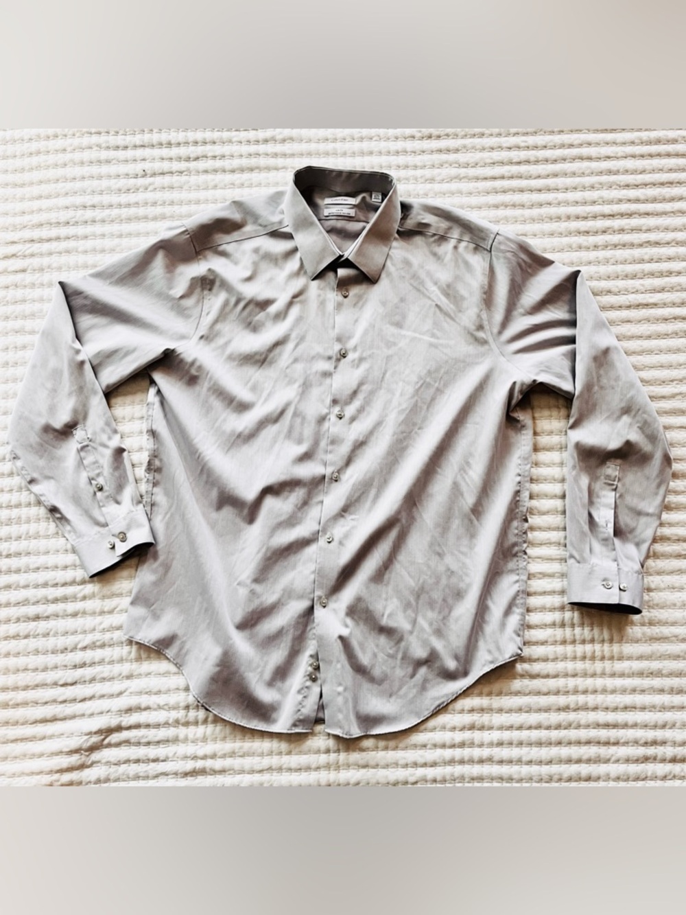 Calvin Klein slim fit dress shirt 👔 gray non iron performance button up